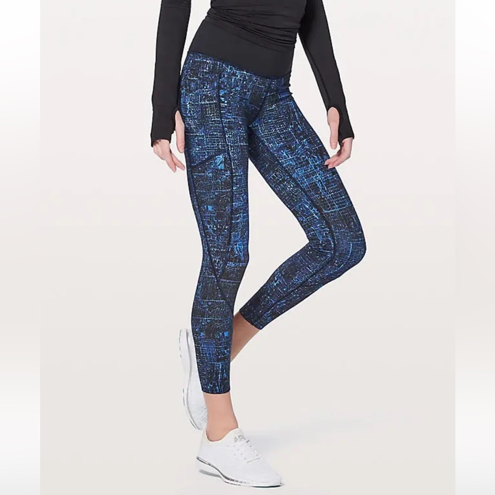 Lululemon Keep Your Form Tight 25" - City Lights Multi Black / Black - Size 2 - Picture 4 of 13